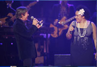 Rockwiz Christmas Special 09 - Vika Bull and John Paul Young