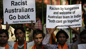 Members of the Shiv Sena political party in Maharashtra rally against 'kangaroo cricketers' [GETTY]